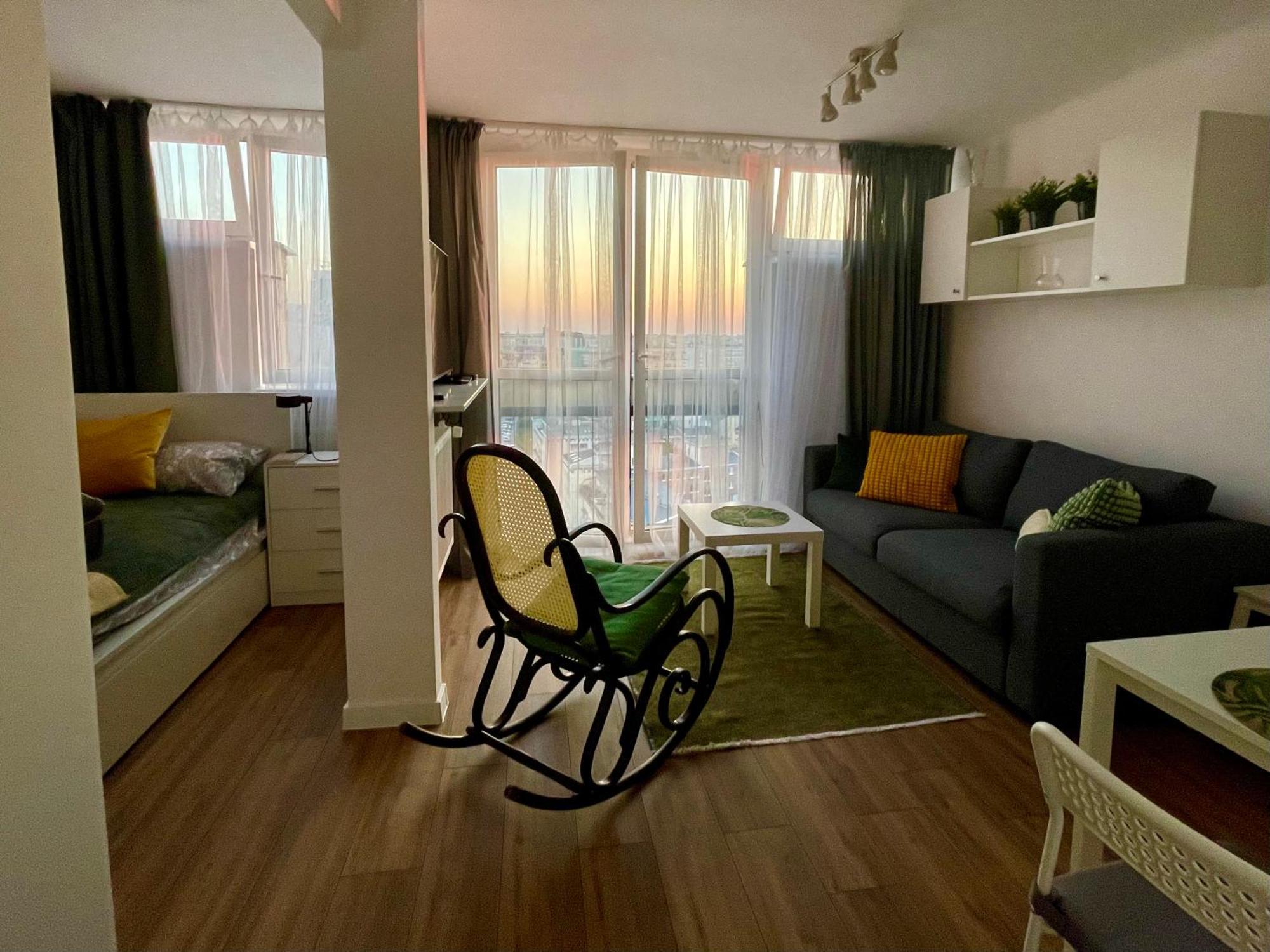 Centrum Warszawy Piekne Dla 3 Osob By Rent Like Warszawa